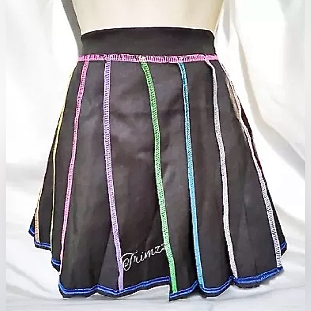 Size‎ Small…………Colorful Rainbow Serged Pleated Mini Skirt. New……Wildcat